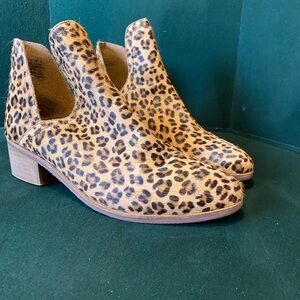 Coconuts by Matisse Black & Brown Animal Print Ankle Boots